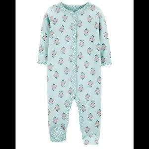 Carter’s baby clothes